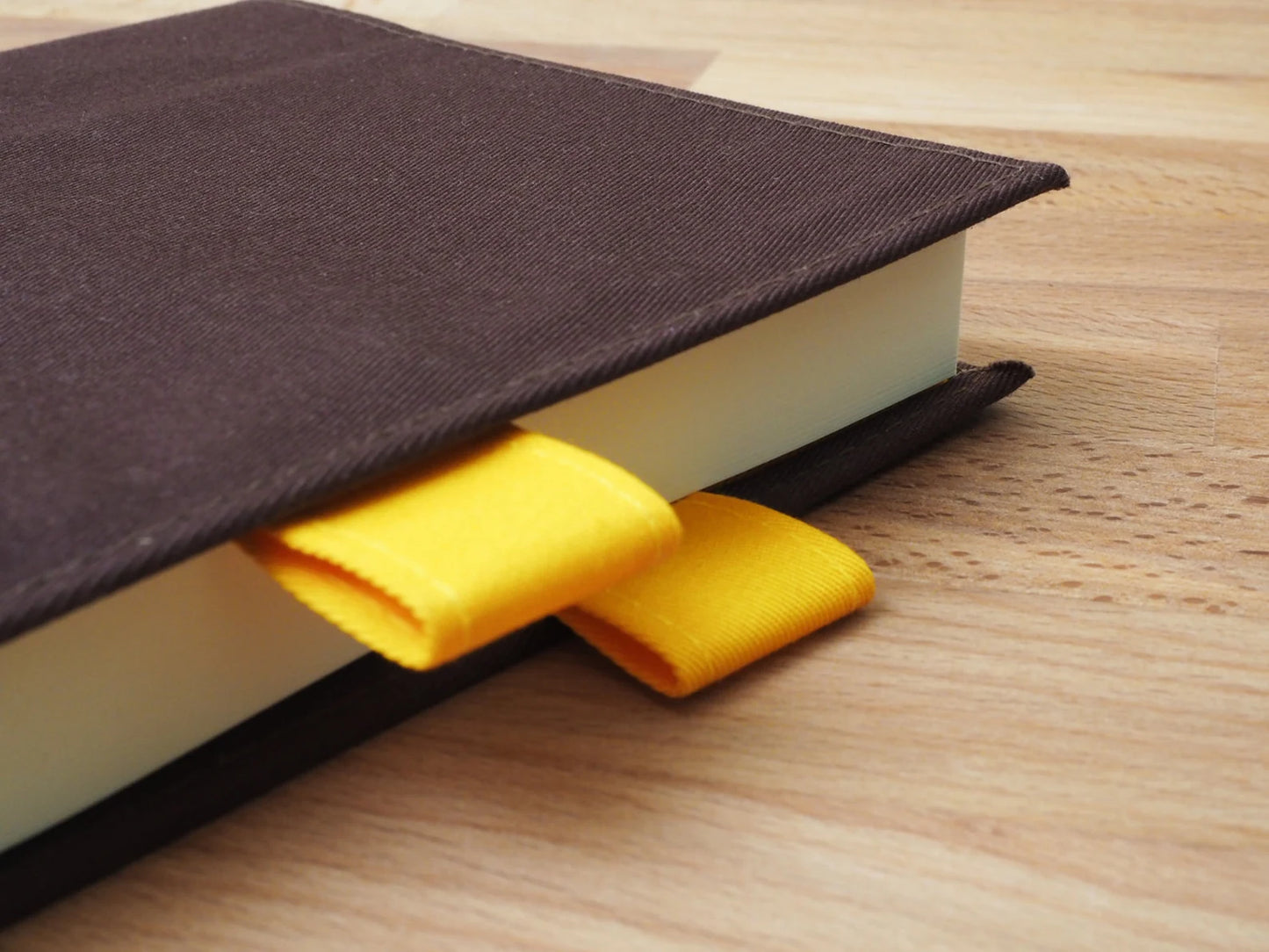 Enigma A5 Dots - Notebook with Sanzen Tomoe Paper