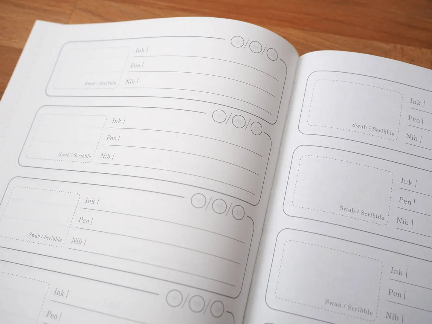 Breeze A5 Notebook with Tomoe River Paper Numbered Pages /WHITE